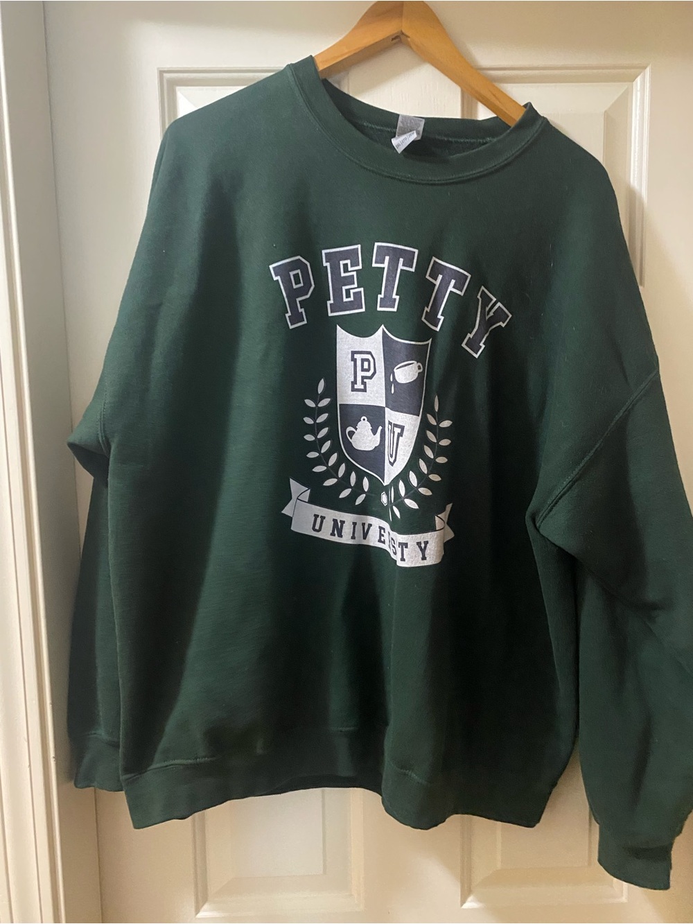 Dark Green Heavy Blend Crewneck Sweatshirt from Influencer Swoop